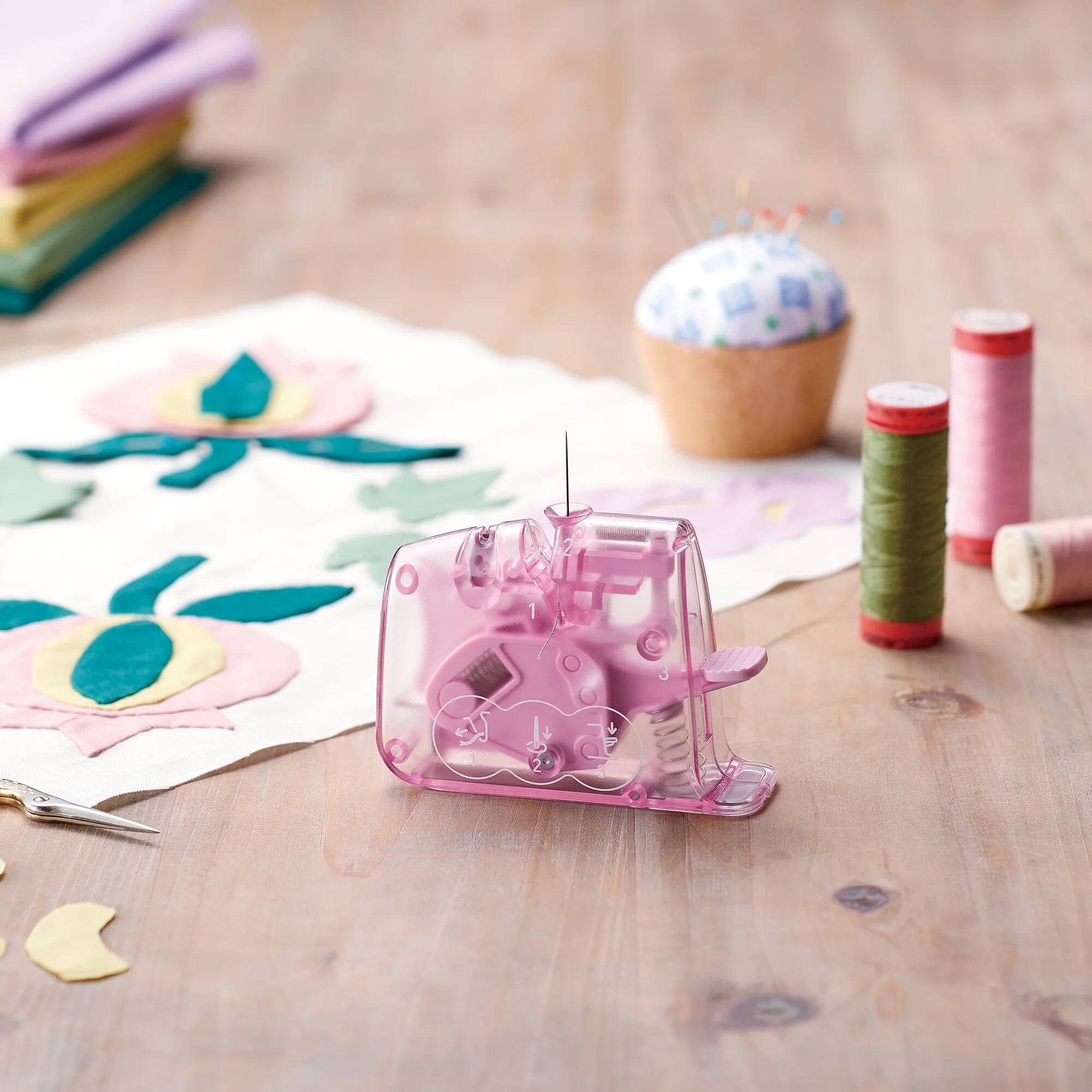 Clover Purple Quick Desk Needle Threader